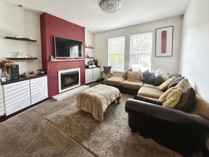 Lounge- click for photo gallery